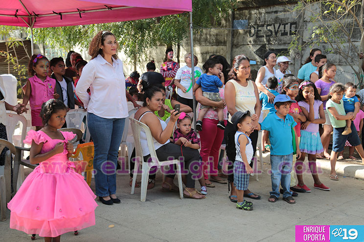 Inauguran nueva calle en barrio Enrique Smith